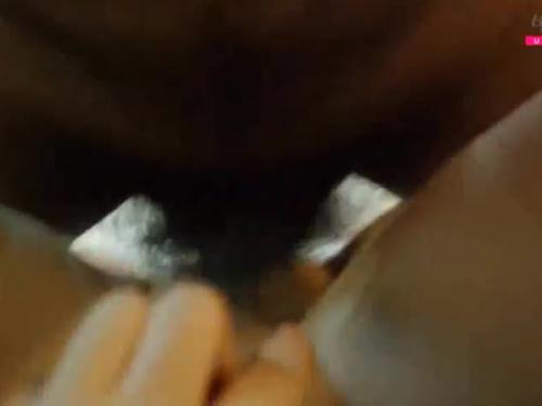 2571994