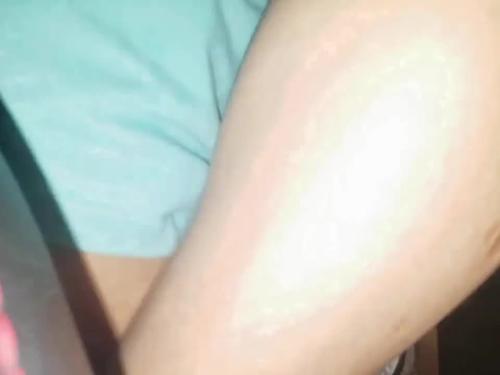 Some em vú bự trên ô tô / xvideos